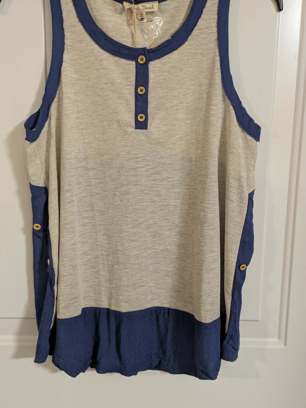 Hem & Thread Two-Tone Cream and Blue Sleeveless Tank Top